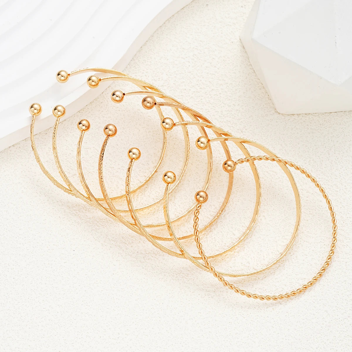 Set bracelets punk doré