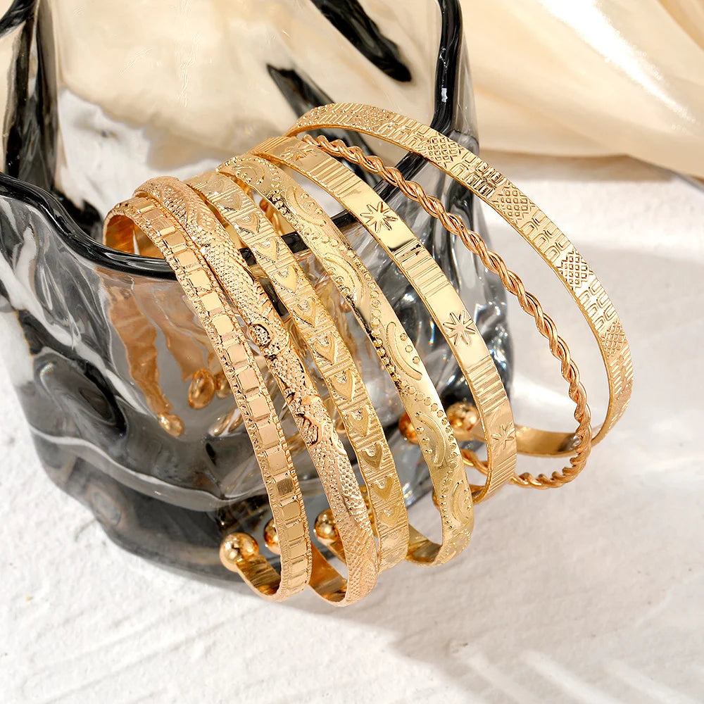 Set bracelets punk doré