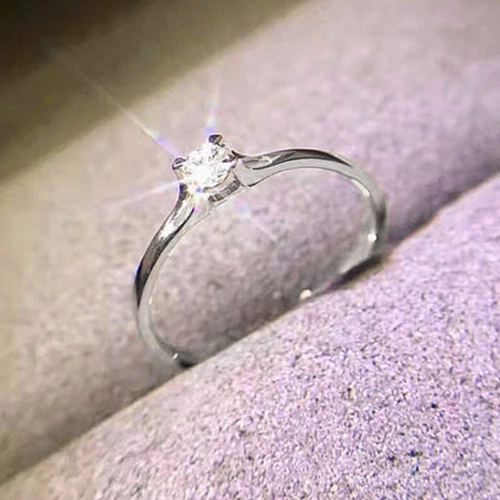 Bague minimaliste zircon